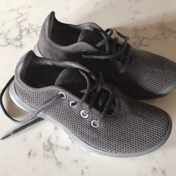 charcoal tree runners